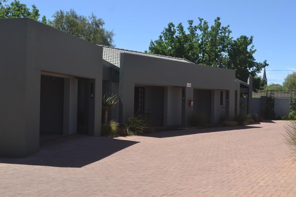 Be At Home Guesthouse Klerksdorp Exterior foto